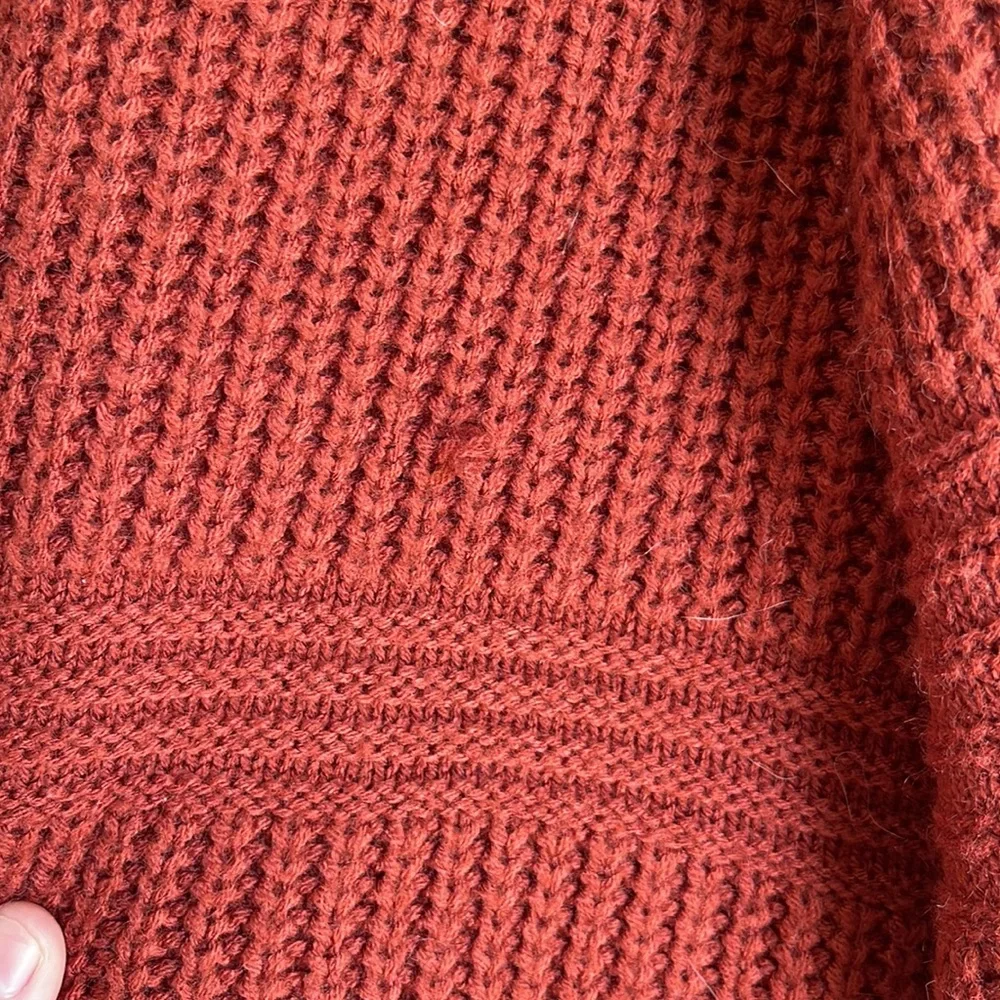 Rust Color Sweater - Picture 3 of 4